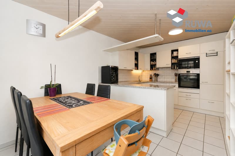 Arriver et se sentir chez soi – appartement en copropriété de 4½ pièces lumineux avec ascenseur à Koppigen (10)