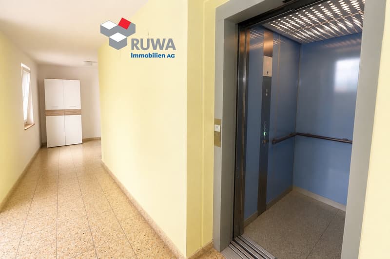 Arriver et se sentir chez soi – appartement en copropriété de 4½ pièces lumineux avec ascenseur à Koppigen (2)