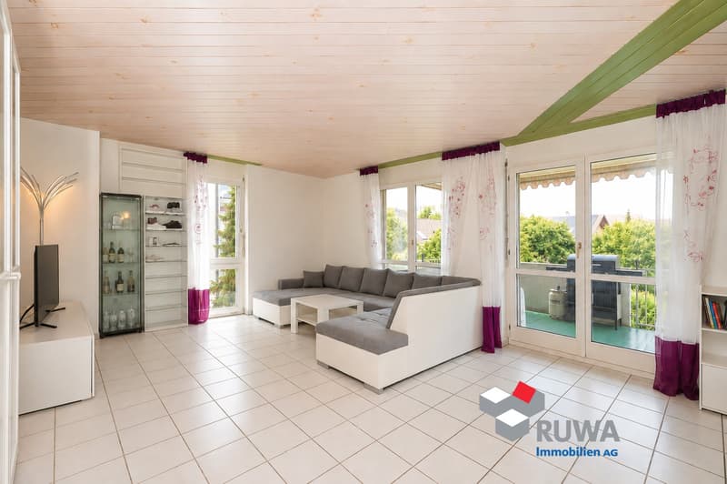 Arriver et se sentir chez soi – appartement en copropriété de 4½ pièces lumineux avec ascenseur à Koppigen (11)