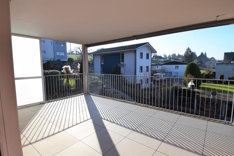 Grosszügige 4.5 Zimmer Wohnung mit gedecktem Balkon (14)