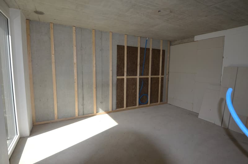 Modern und neu ausgebaut: 4.5 Zimmer Wohnung mit Garten (13)