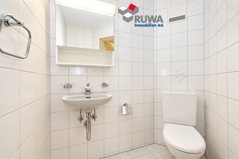 Praktische 3.5-Zimmer-Parterrewohnung mit gedecktem Sitzplatz im Herzen von Thun (10)