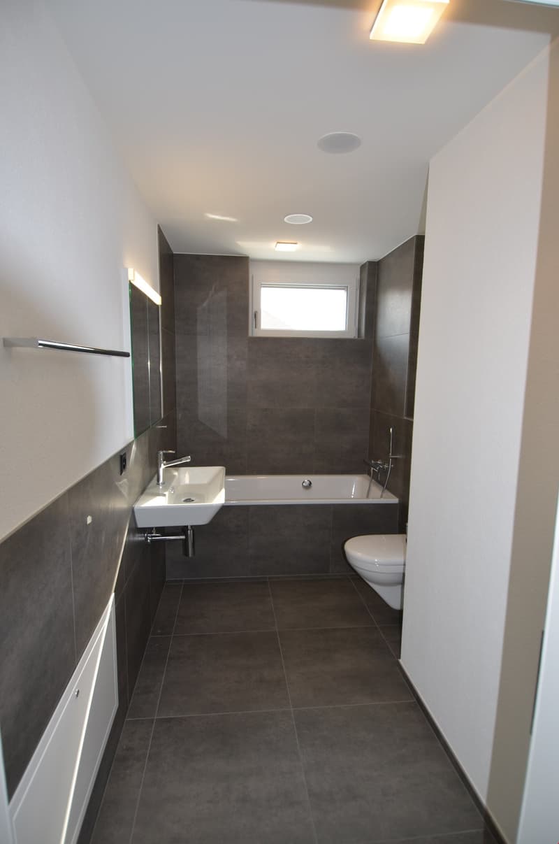 Moderne 3.5 Zimmer Wohnung im 1. OG mit Lift (8)