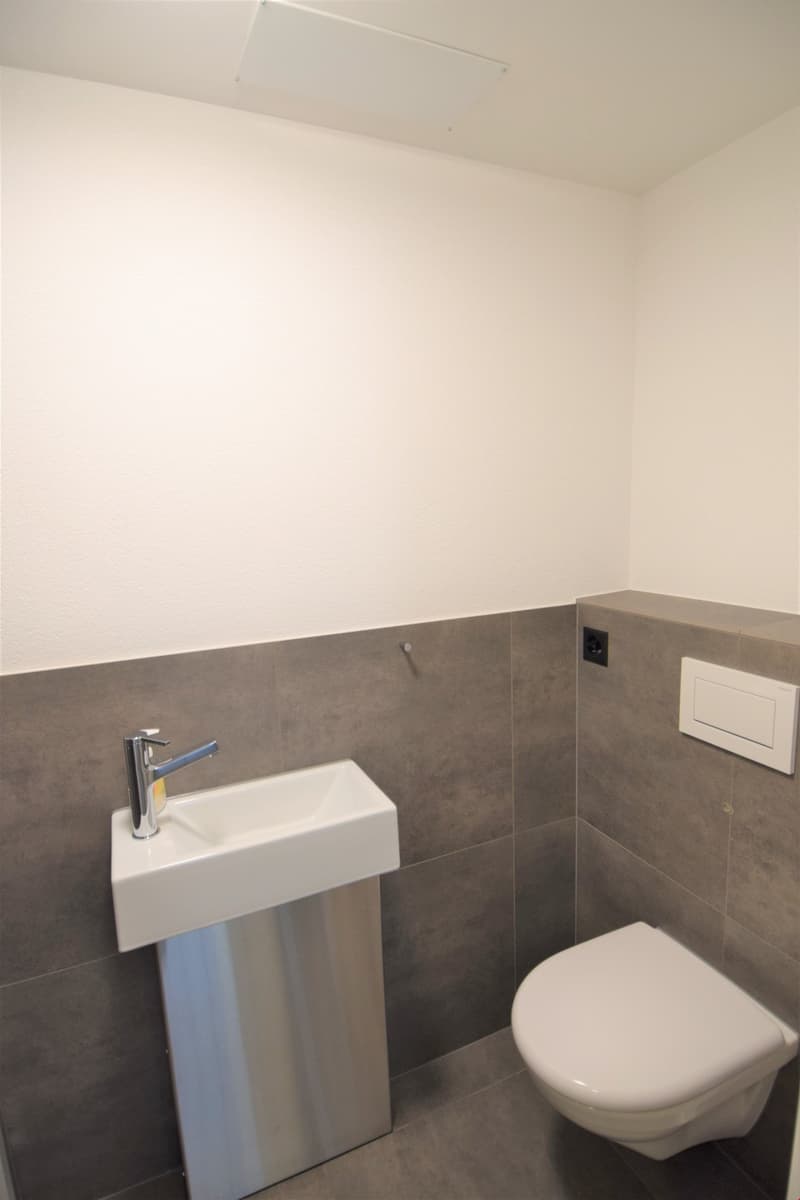 Moderne 3.5 Zimmer Wohnung im 1. OG mit Lift (9)