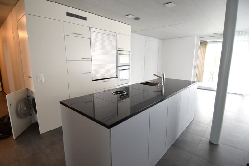 Moderne 3.5 Zimmer Wohnung im 1. OG mit Lift (4)