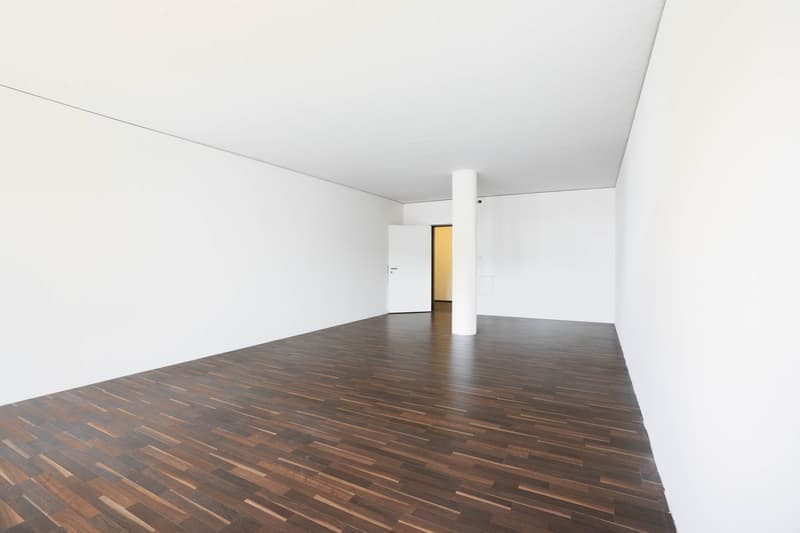 Büro mitten in Spreitenbach in gepflegter Liegenschaft an hervorragender Lage (2)