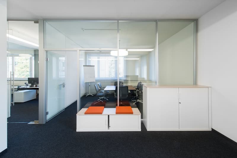 Expanded office space in top location in Dietlikon – 510 m² on the 1st floor (2)