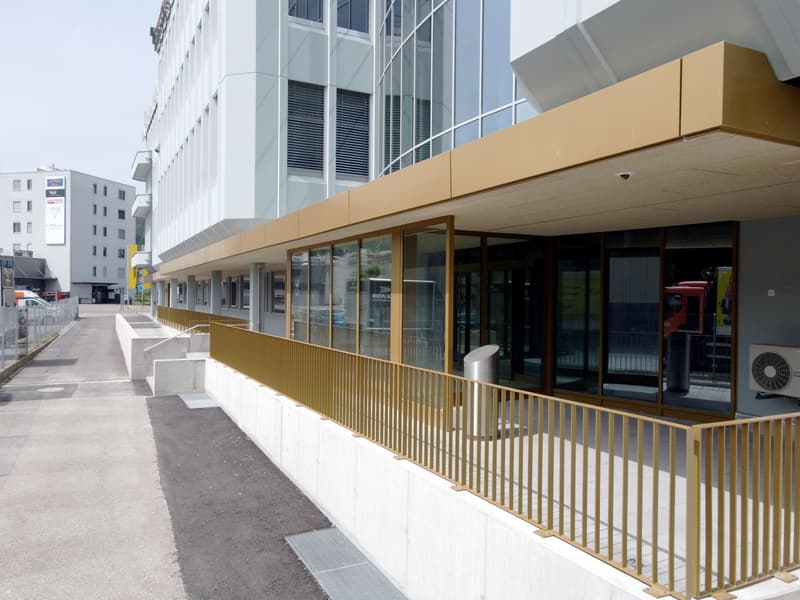 Your new workplace at lofty heights (1)