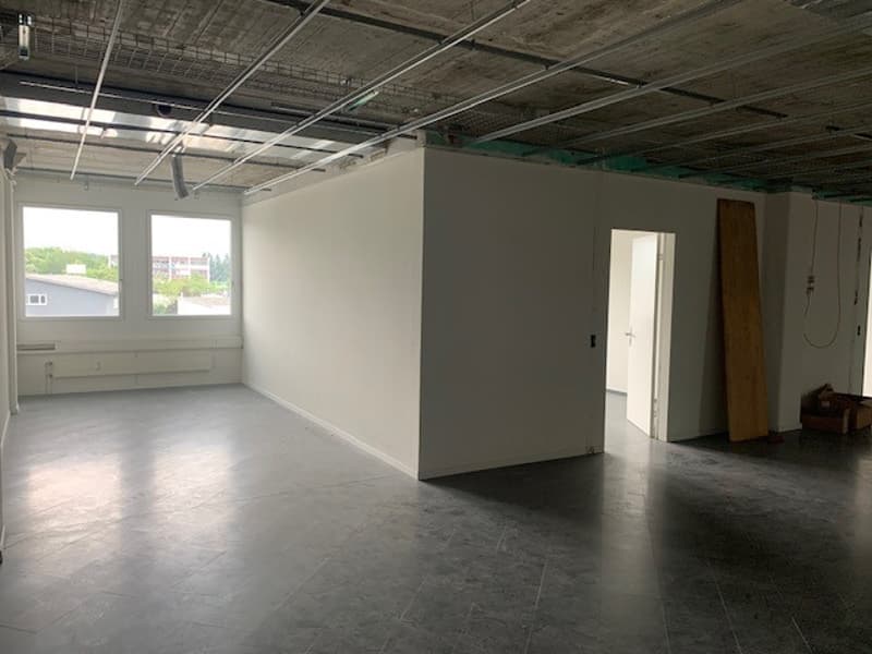 Espace commercial sur mesure pour votre entreprise (6)
