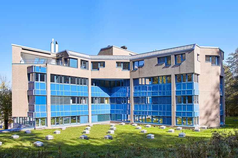 Votre nouveau lieu de travail dans un immeuble bien entretenu sur Bönirainstrasse à Thalwil (3)