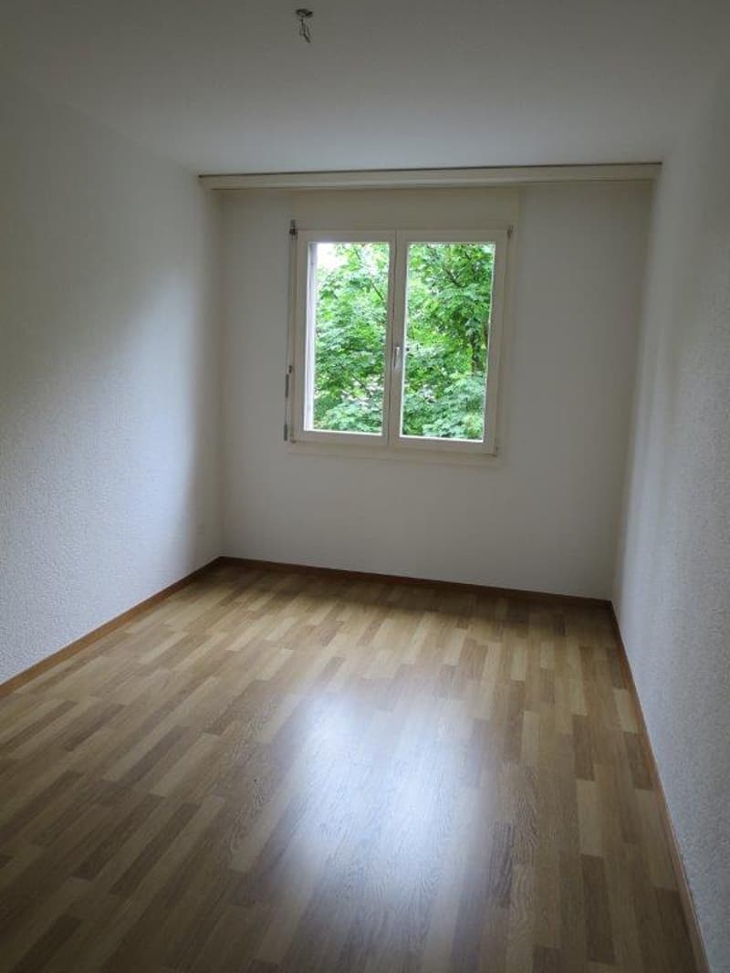 Appartamento luminoso 3.5 locali con balcone a Busswil BE – disponibile da settembre 2026 (4)