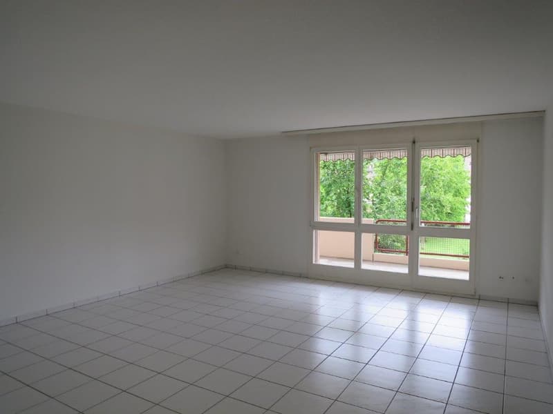Appartamento luminoso 3.5 locali con balcone a Busswil BE – disponibile da settembre 2026 (2)
