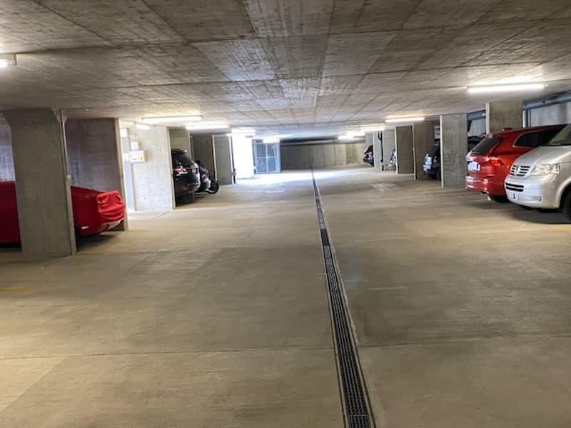 Einstellhalle Stallen 5