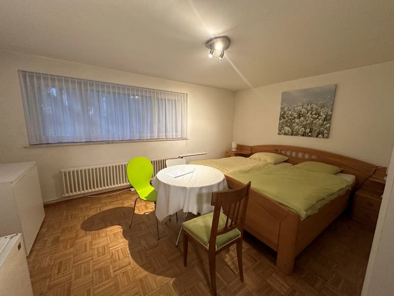 Chambre près de l'Université (1)