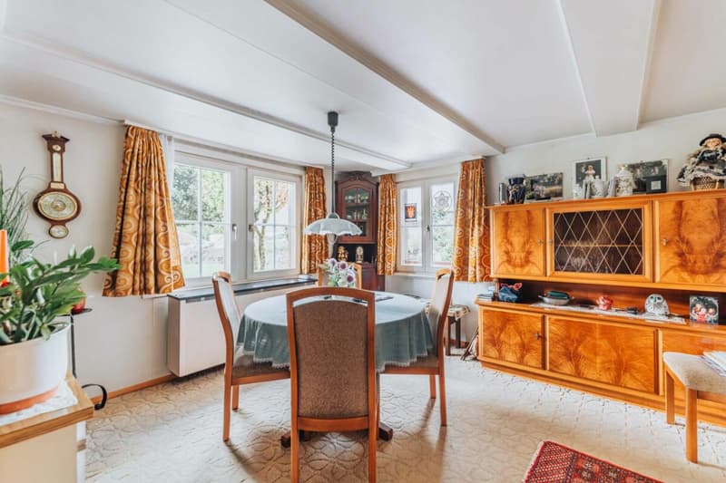 Multi-Generational Living in Melchnau (over 280 m2 Living Space) (20)