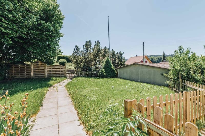 Casa unifamiliare affascinante con giardino e molto potenziale a Melchnau (5)