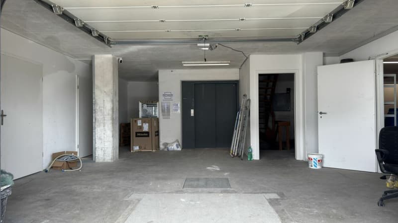 Spazio commerciale attraente a Niederbipp con collegamento stradale ottimale e vicinanza alla stazione (24)