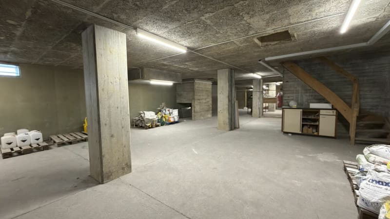 Spazio commerciale attraente a Niederbipp con collegamento stradale ottimale e vicinanza alla stazione (16)