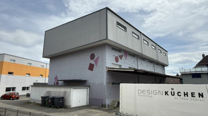 Spazio commerciale attraente a Niederbipp con collegamento stradale ottimale e vicinanza alla stazione (2)