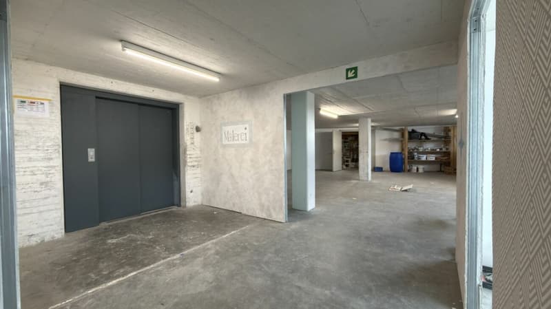 Spazio commerciale attraente a Niederbipp con collegamento stradale ottimale e vicinanza alla stazione (8)