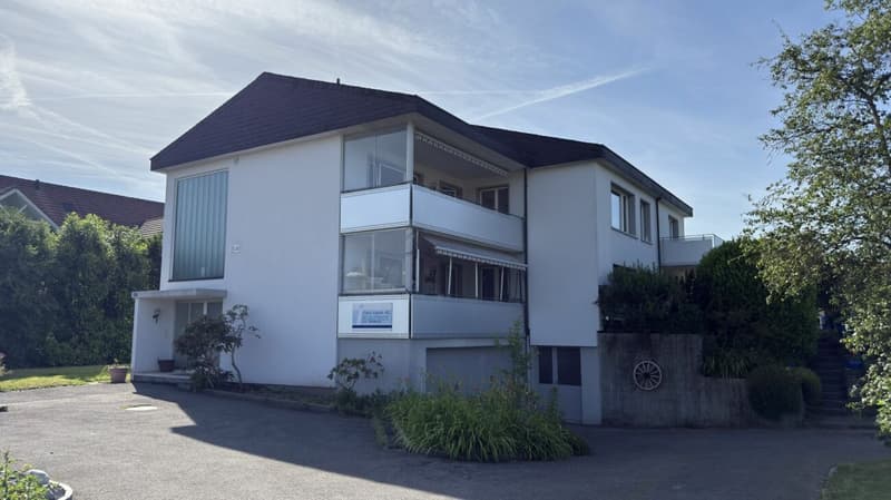Frisch sanierte 5.5-Zimmer-Wohnung mit 2 Balkonen und traumhafter Aussicht ins Grüne (18)