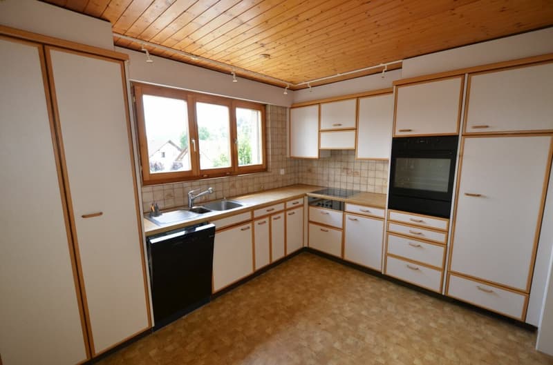 4 1/2-Zimmer-Dachwohnung mit Wintergarten (3)