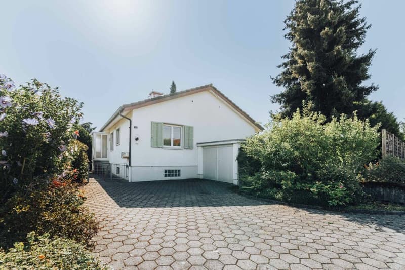 6-Zimmer-Einfamilienhaus mit Garten und vielseitigem Gestaltungspotenzial (1)