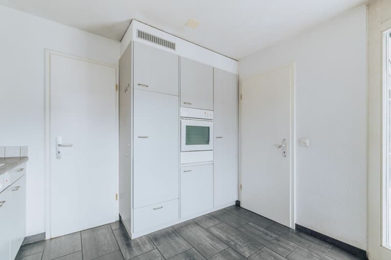 Helle 4.5 Zimmer Eigentumswohnung mit gedecktem Balkon (9)