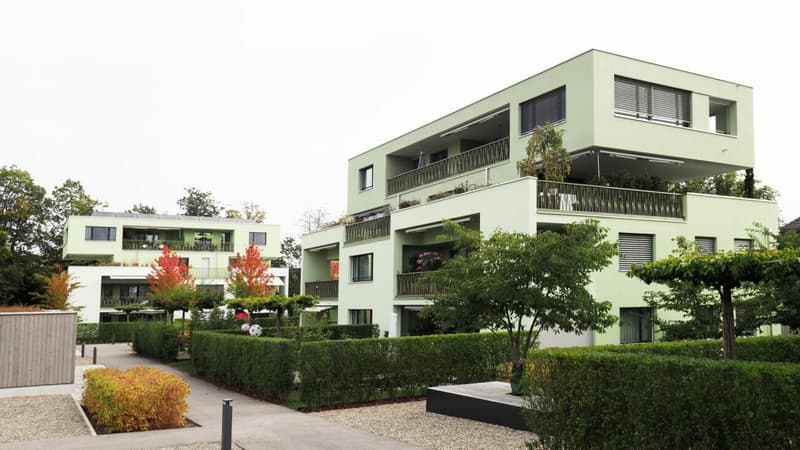 Top 3 1/2-Zimmerwohnung im 1. OG in der Überbauung Blumenau (11)