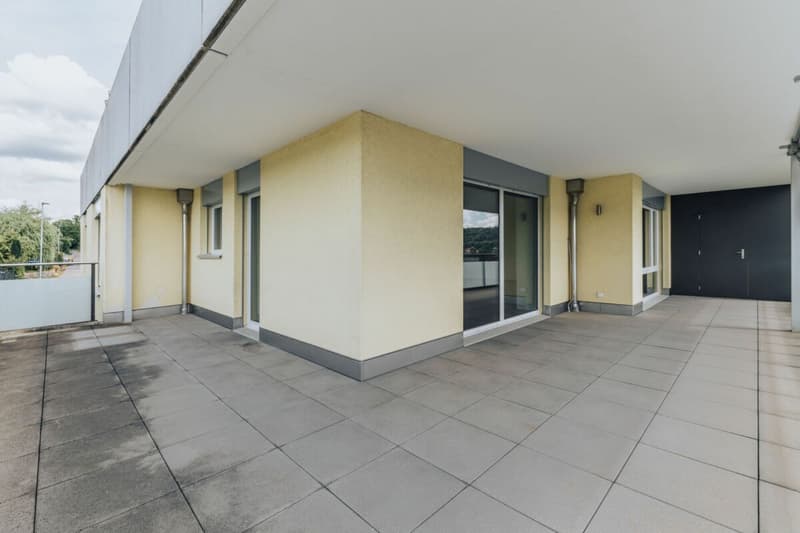 4.5-Zimmerwohnung in ruhiger Umgebung mit Blick ins Grüne (15)