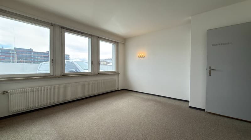 Wohnen und Arbeiten unter einem Dach: Grosszügige 11.5-Zimmer-Liegenschaft in Langenthal (19)