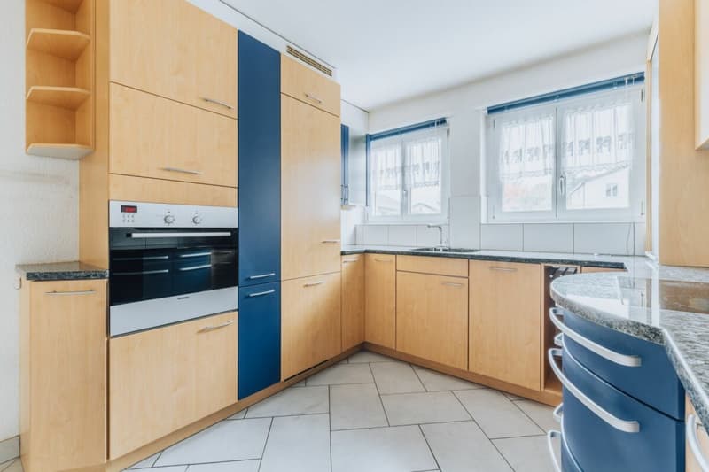 Grosszügige 5.5-Zimmer-Wohnung mit beeindruckender Dachterrasse (6)
