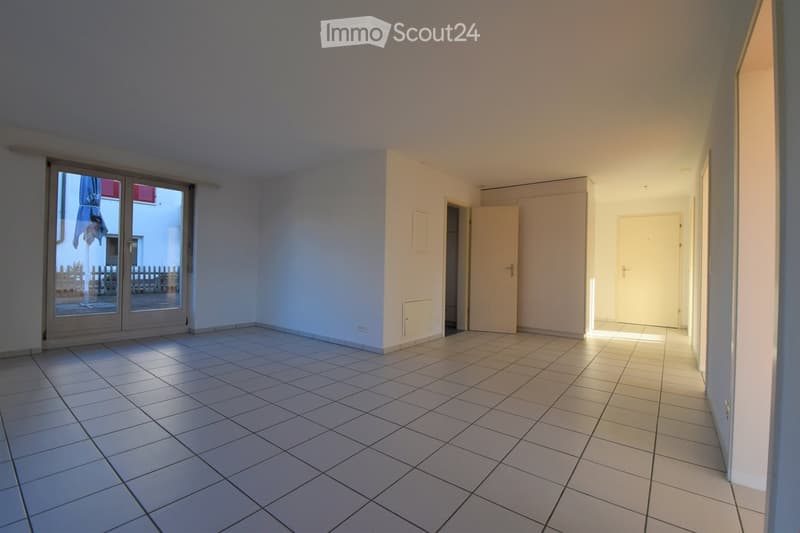 Appartamento di 4,5 locali con grande terrazza e grande balcone (2)