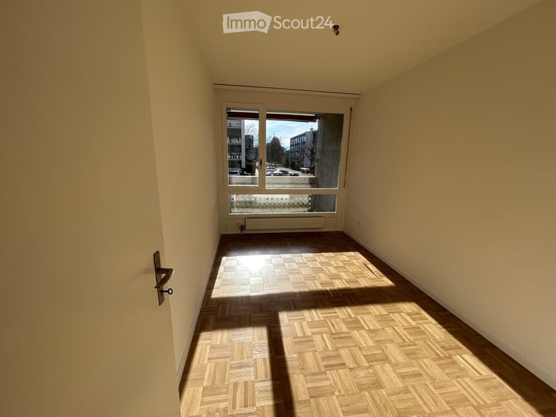 Renovated 3-room apartment in Ittigen (5)