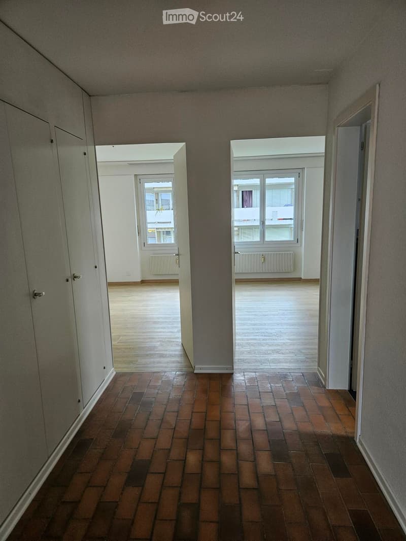 Schöne und helle 4.5-Zimmerwohnung in Stettlen (7)