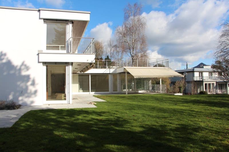 Villa with a far-reaching view (2)