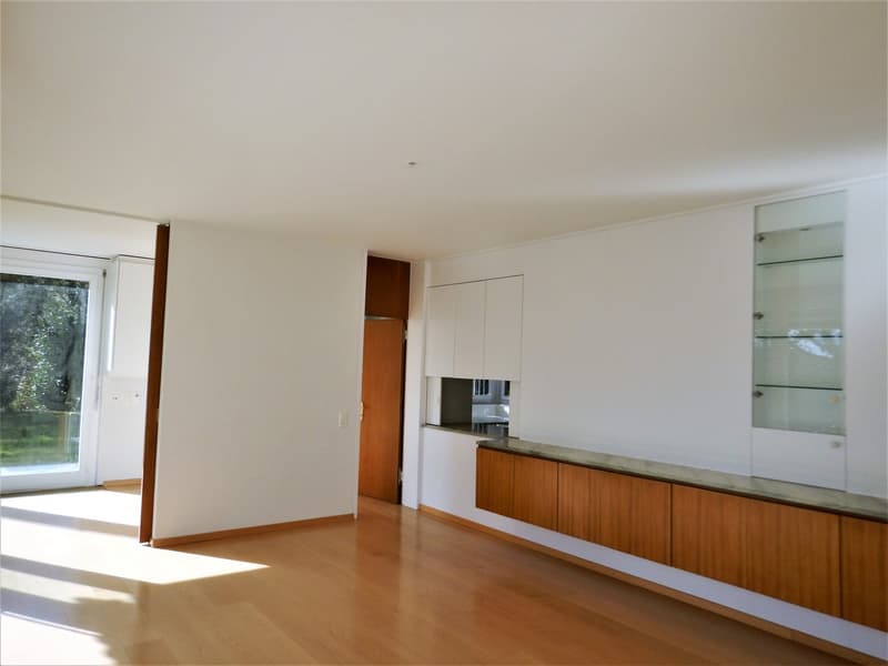 Villa with a far-reaching view (11)