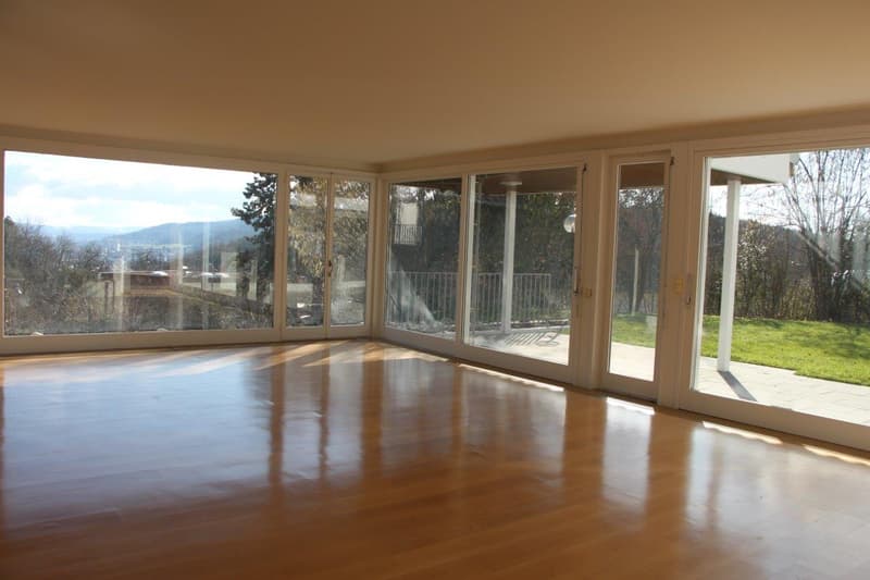 Villa with a far-reaching view (5)