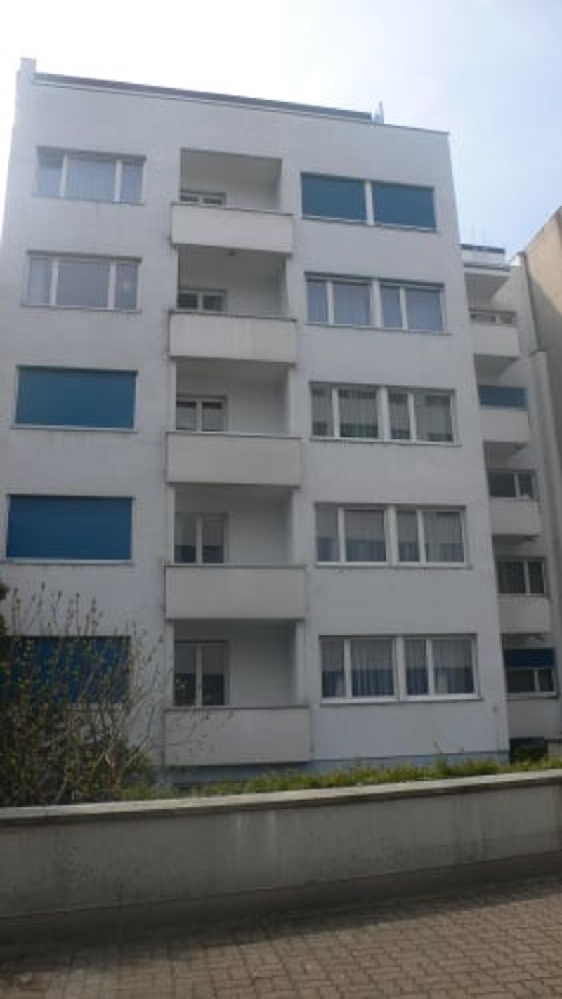 Helle 4-Zimmer-Wohnung mit Balkon in Basel – sofort verfügbar! (8)
