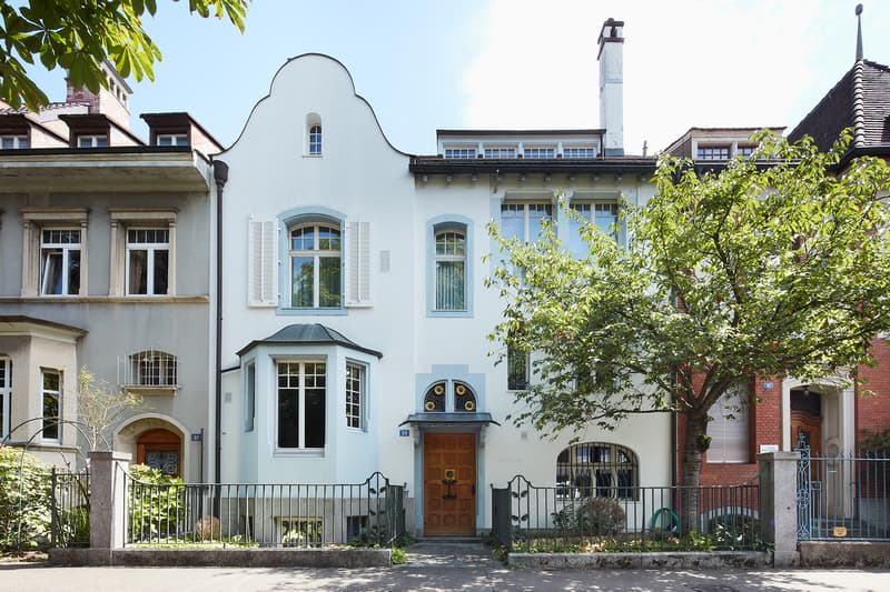 Strassenfront