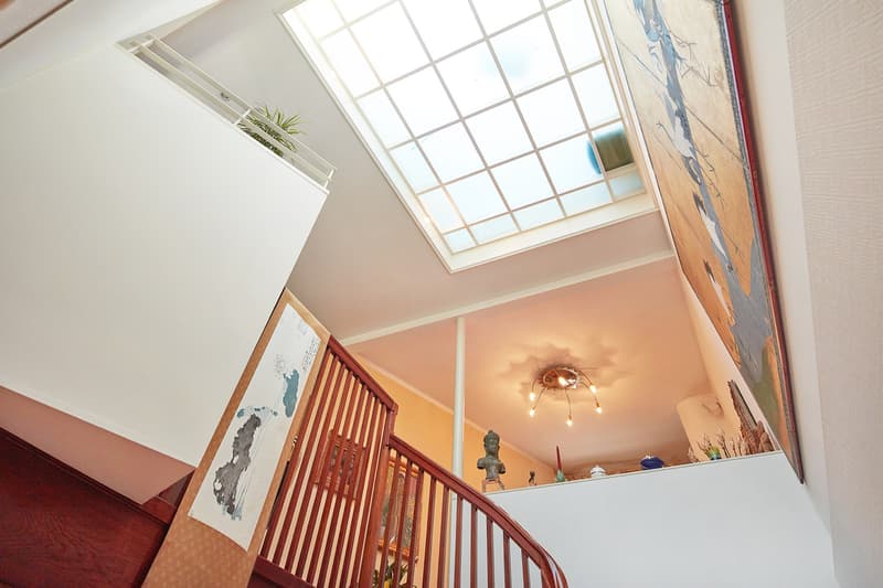 Treppenhaus mit grossem Oberlicht