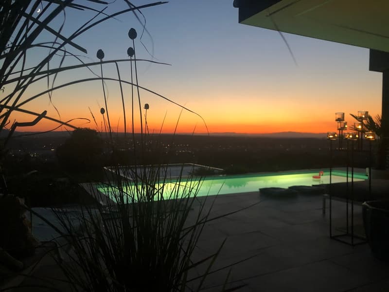 Abendstimmung Pool / Terrasse