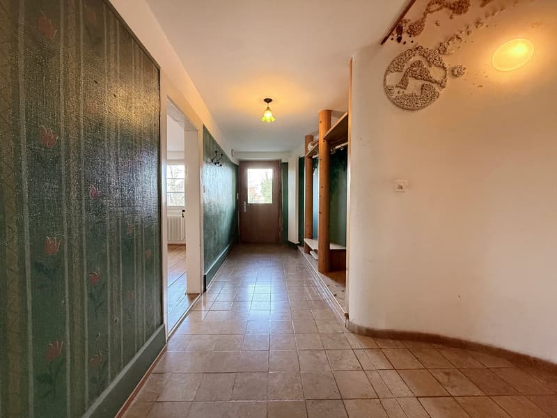 CASA STORICA ABITATIVA CON POTENZIALITÀ DI RISTRUTTURAZIONE/COSTRUZIONE NUOVANEL CUORE DI RODERSDORF (6)