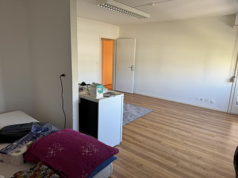 2-room office in Kleinhüningen (5)