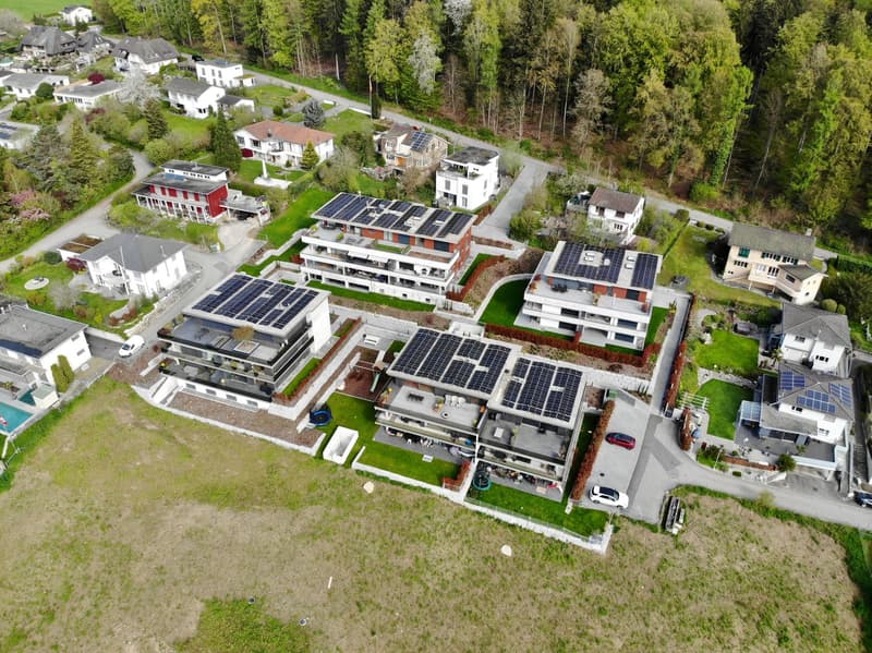 Einstellhallen- und Motarradparkplätze zu vermieten in Lohn-Ammannsegg! (1)