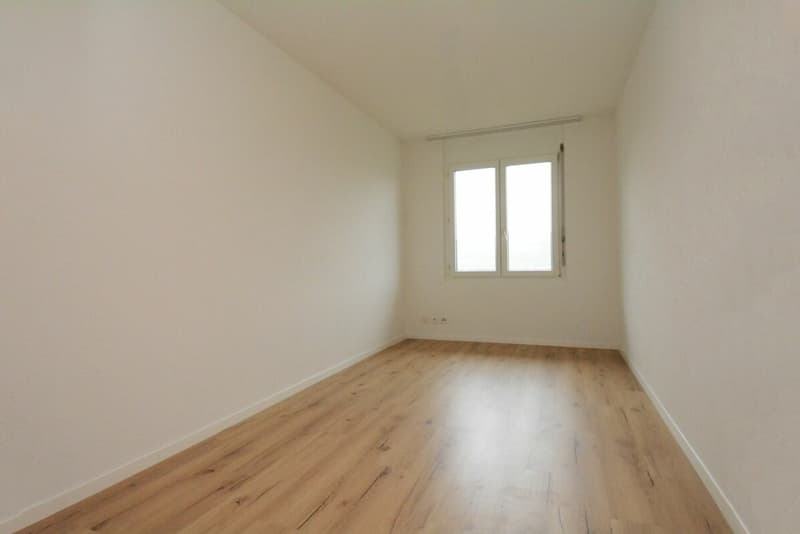 5.5-Zimmer Reiheneinfamilienhaus mit Gartenumschwung (8)