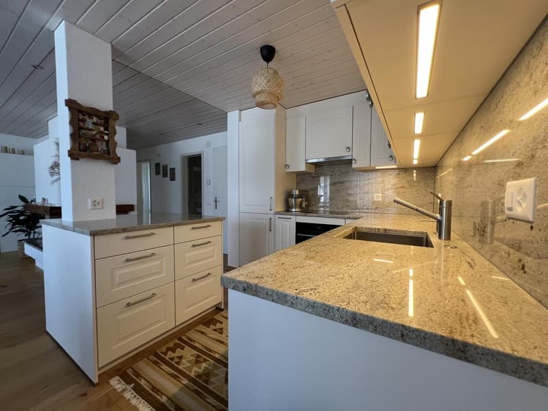 4.5 Zimmer-Dach-Wohnung in Gwatt (3)