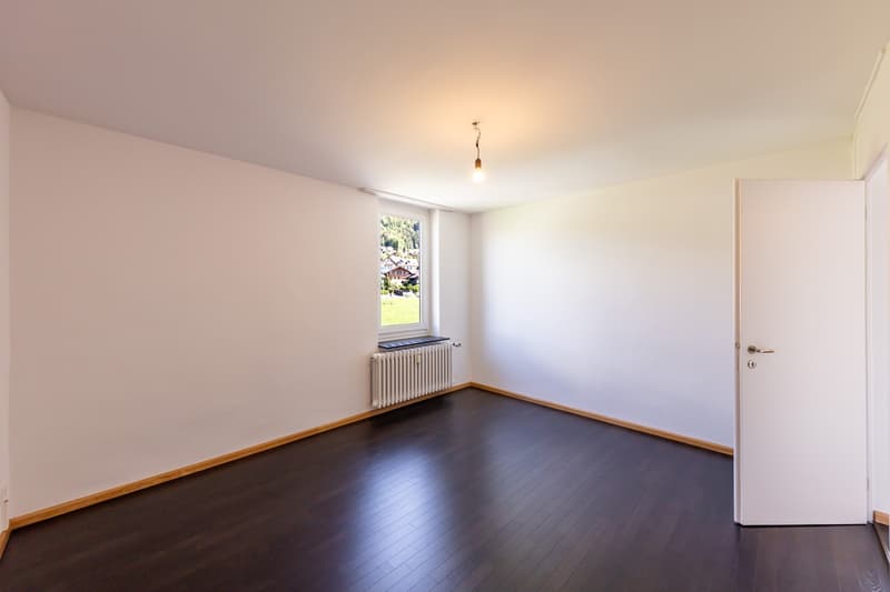 3.5 (4) Zimmer-Wohnung 3. Stock in Steffisburg (Thun) (9)