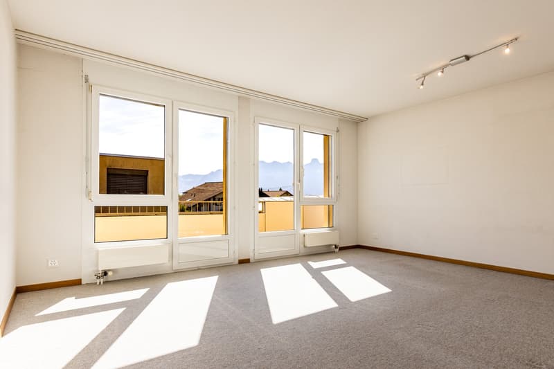 3.5 Zimmer-Reihen-Eckhaus in Steffisburg (9)