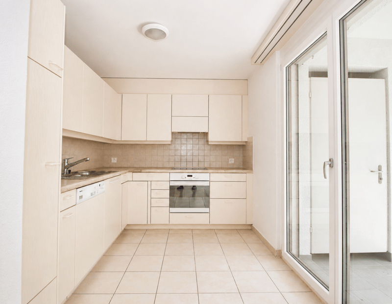 Helle 4-Zimmer-Wohnung mit Balkon und Kamin in Wettingen – sofort verfügbar! (2)